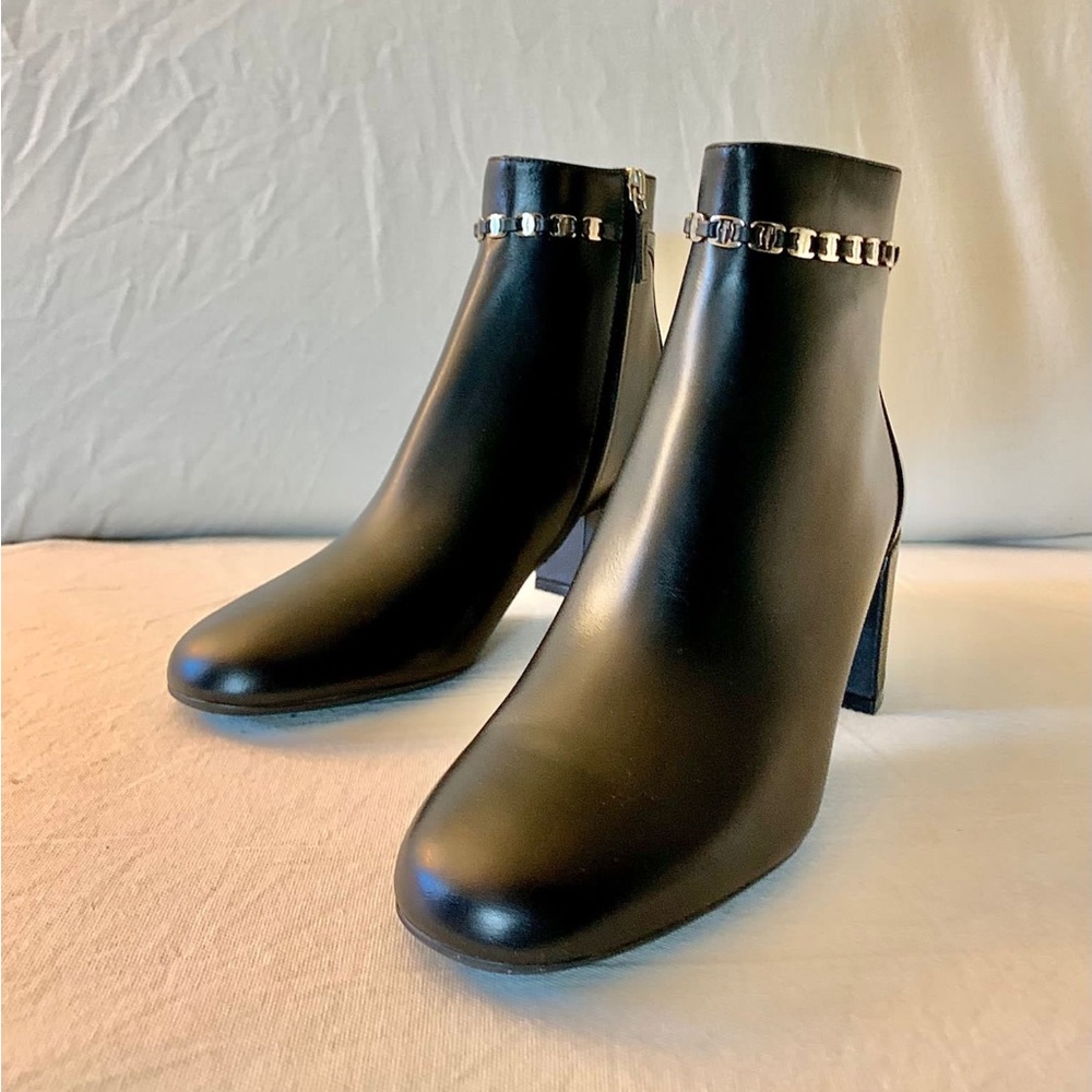 Ferragamo leather heel booties